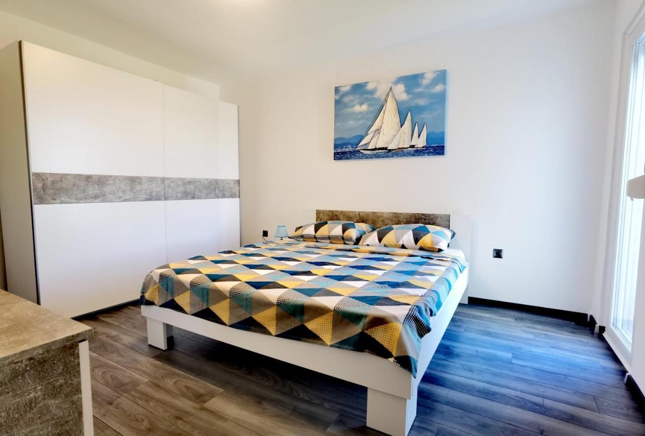 Apartment Pek Crikvenica Exterior foto