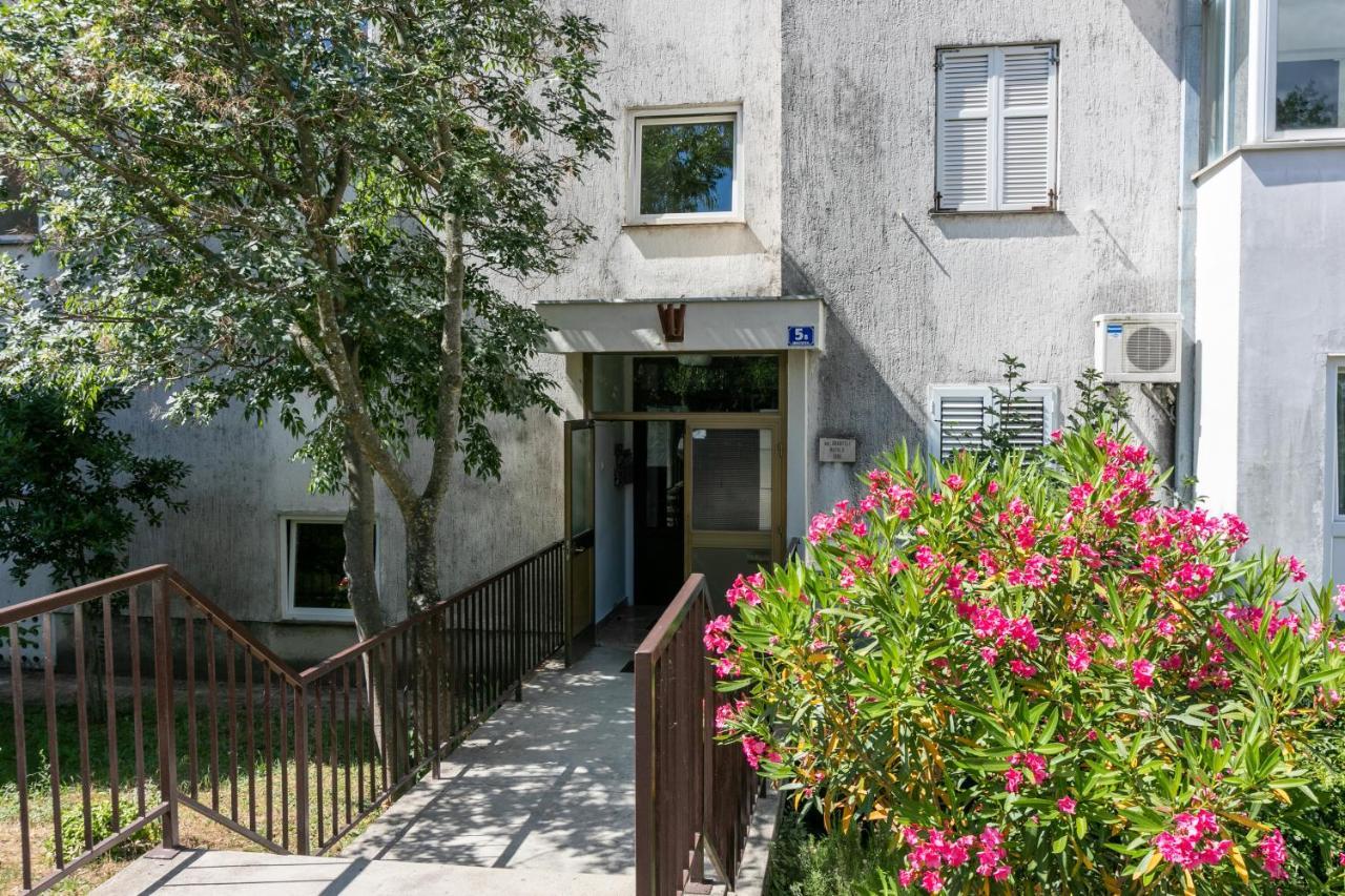 Apartment Pek Crikvenica Exterior foto